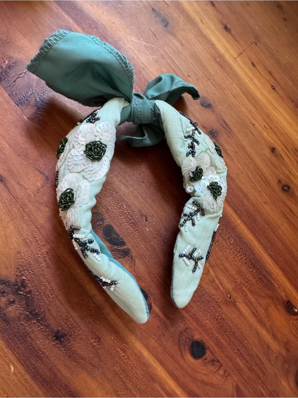 Sequin embroidered bow headband new